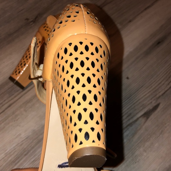 J. Crew Patent Perforated Sandals - Picture 4 of 6